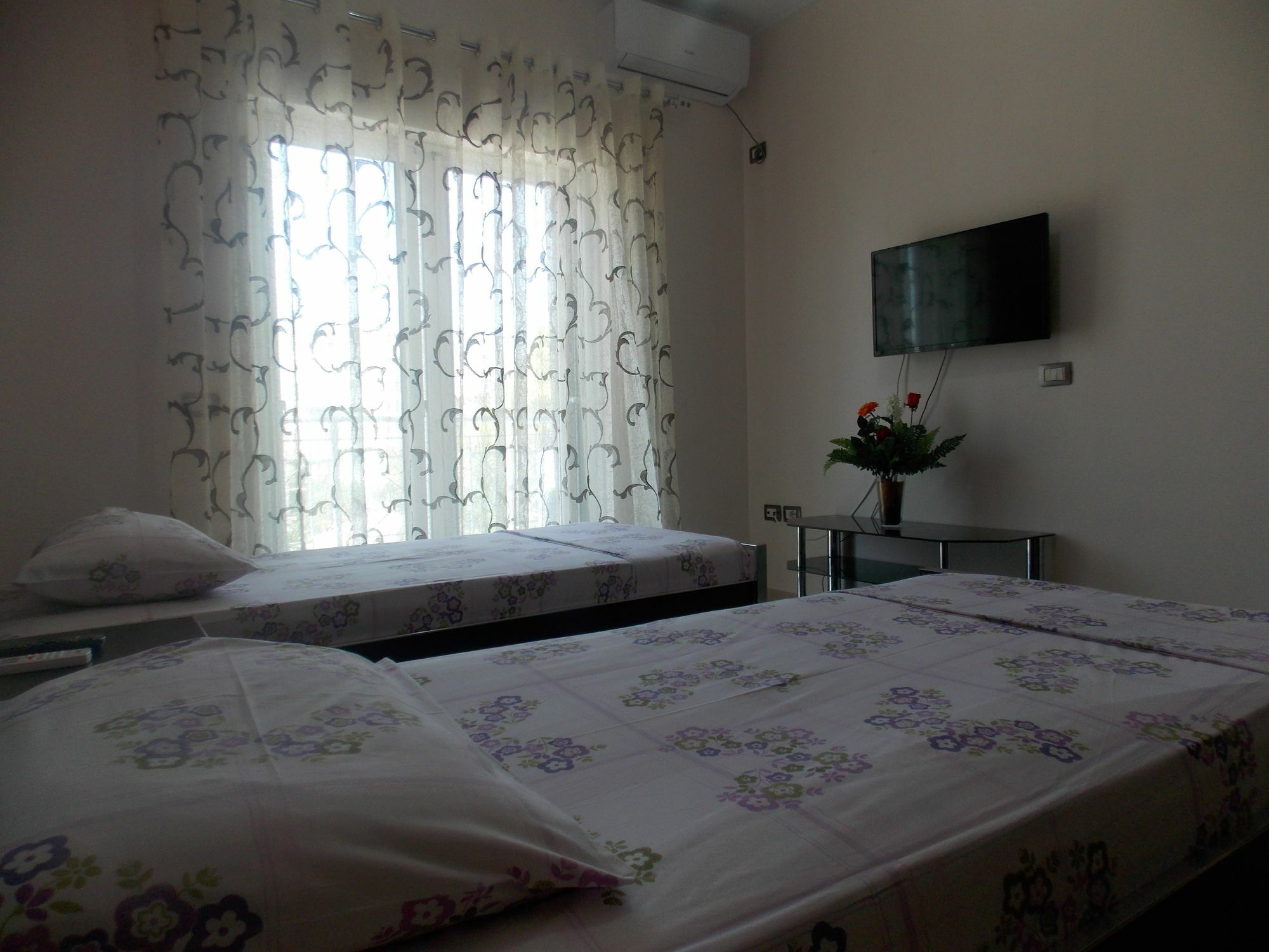 Piter Hotel Sarandë
